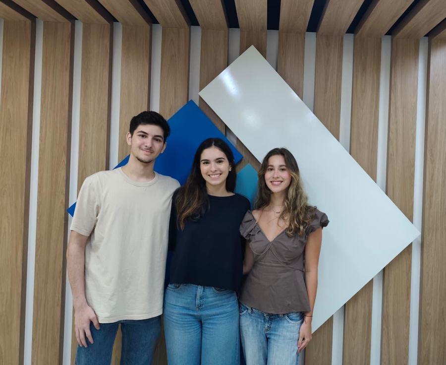 Rodrigo, Lorena e Sofia, o time do SinaLib